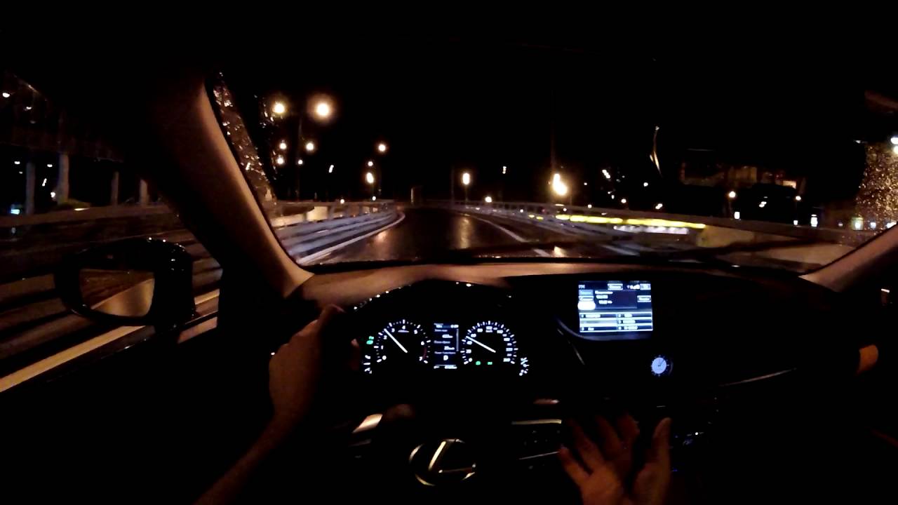 Lexus ES - болтовня в ночном движении (60p)
