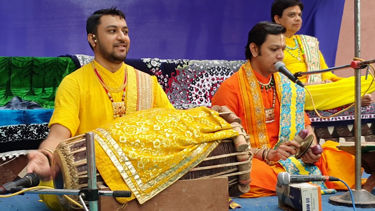 Vadhai kirtan
