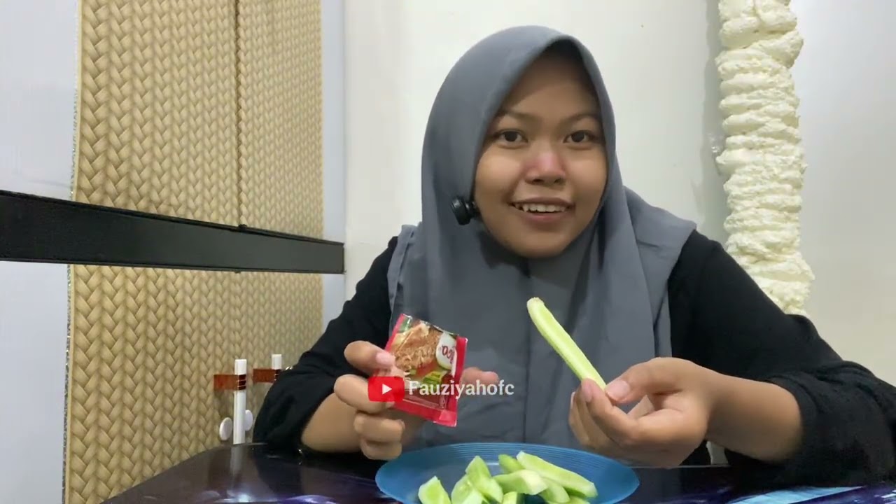 MAKAN RUJAK TIMUN ROYKO SAPI🤣 | COBAIN YANG VIRAL-VIRAL😝🤣🤣