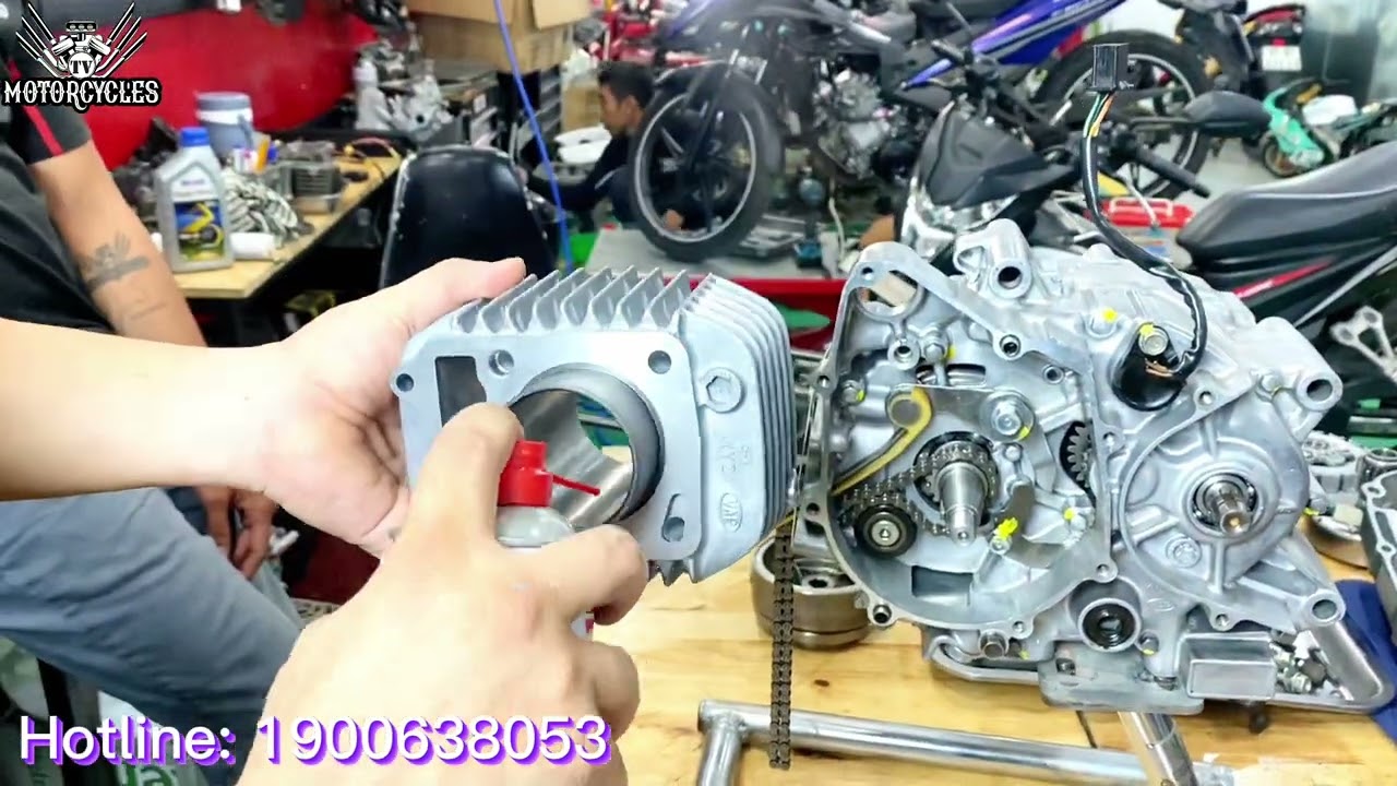 Video 692:Dạy Sửa Xe Phần 2 Hoàn Thiện Cục Máy Future 125 Xăng Cơ Bị Dợt | Motorcycles TV
