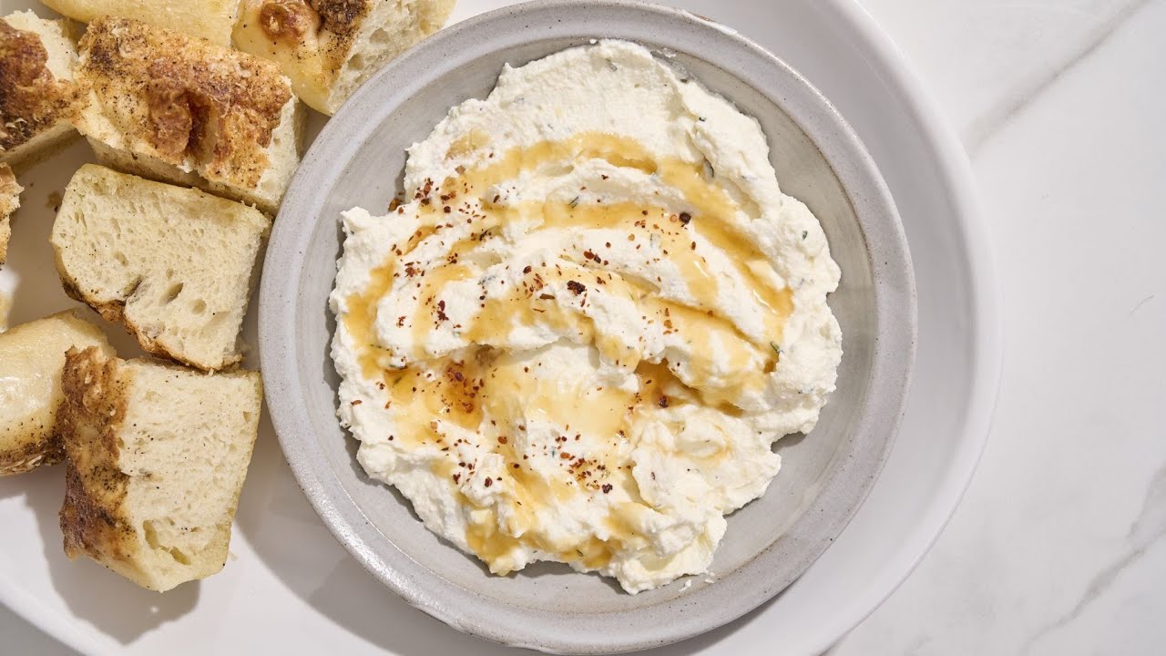 This Hot Honey Cheese Dip Is Creamy, Spicy, And Subtly Sweet