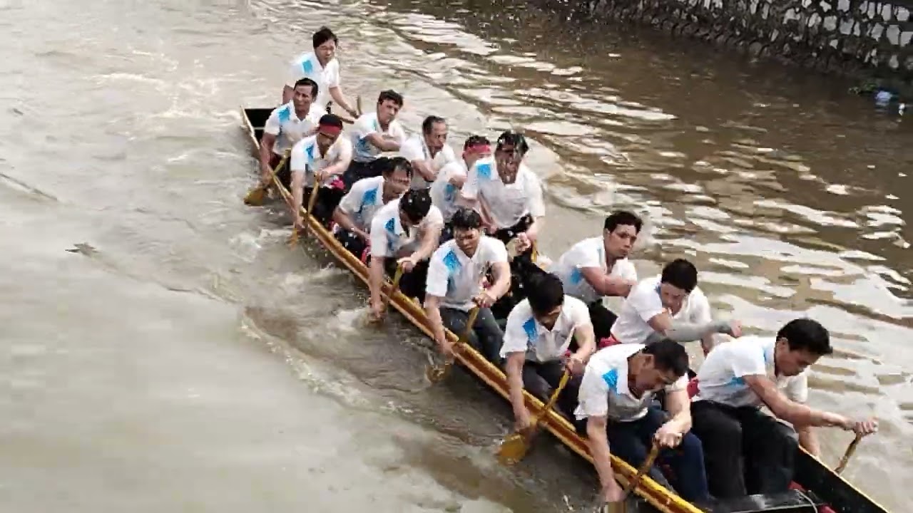 BỞI TRẢI NAM TẠI LỄ HỘI ĐỀN-ĐÌNH LÀNG KIÊN HÀNH XÃ GIAO HẢI HUYỆN GIAO THỦY TỈNH NAM ĐỊNH