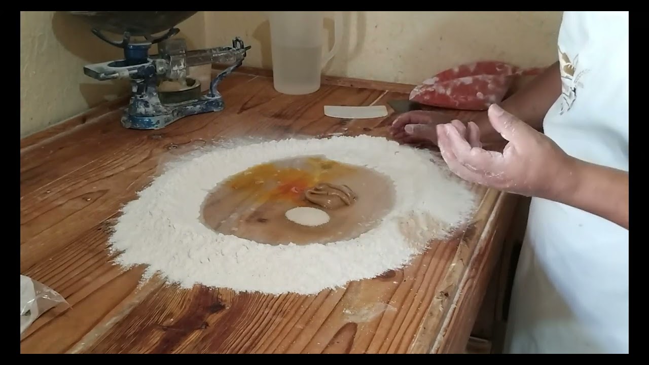 RICOS BARQUILLOS DE PASTA HOJALDRE.