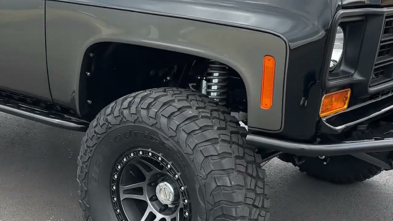 We FOUND the perfect off-road Squarebody!