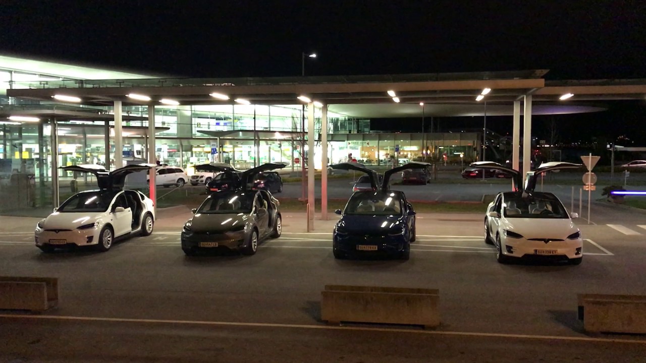 Merry X Mas :-) - Tesla Model X Lightshow