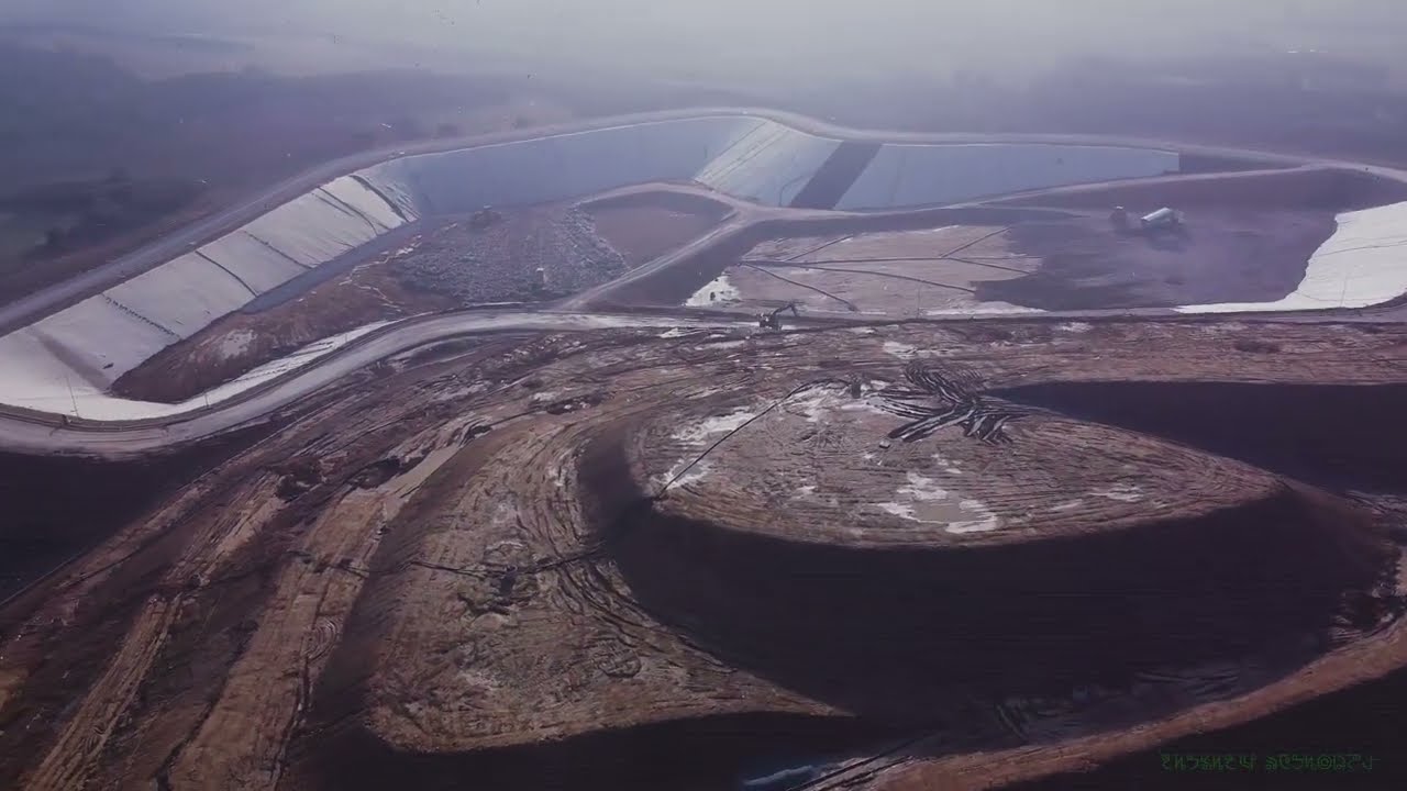Garbage hills