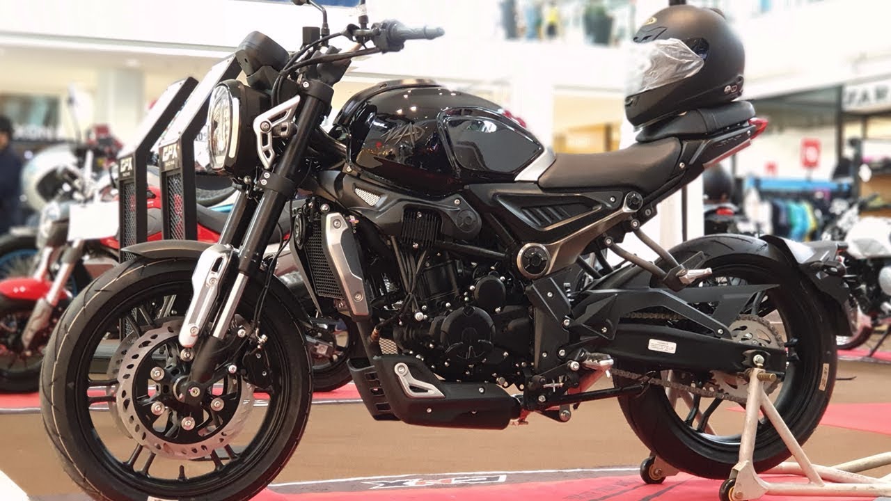 GPX MAD 300 Black Sport Naked
