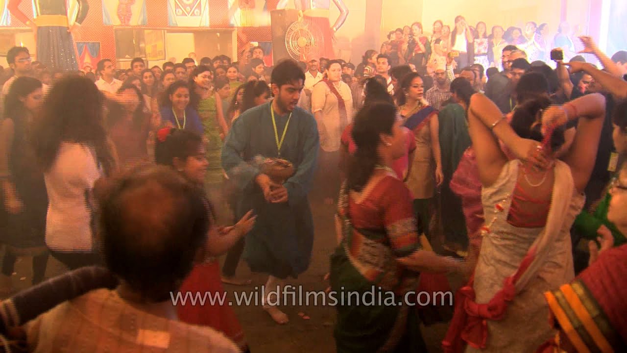 And everyone joins in: Dance to the beat of the 'Dhak'