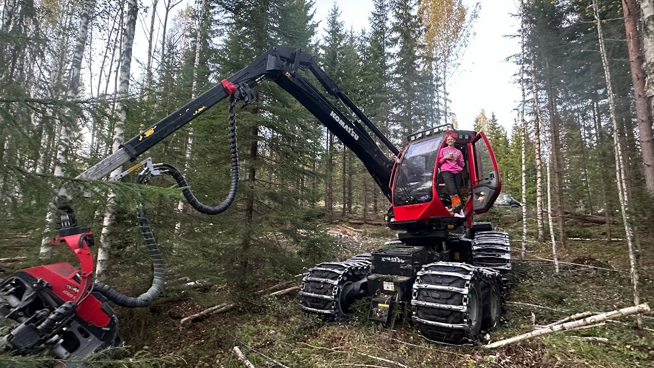 With Vera on the Komatsu 901xc