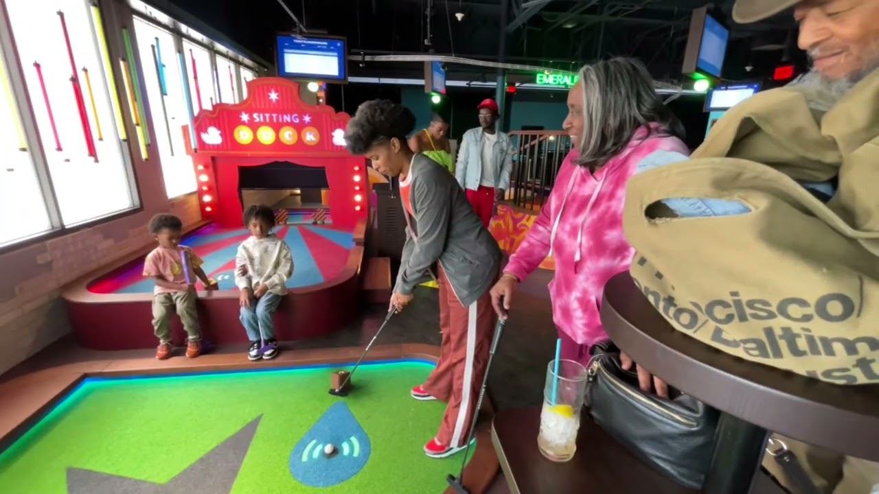 Puttshack Weekend - Mini golf tournament!