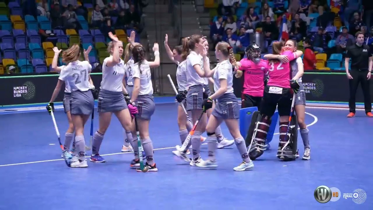 2.Halbfinale Volvo E.R.B.Final4 Hallenhockey Damen Münchner SC : Club an der Alster 04.02.23 RE-Live