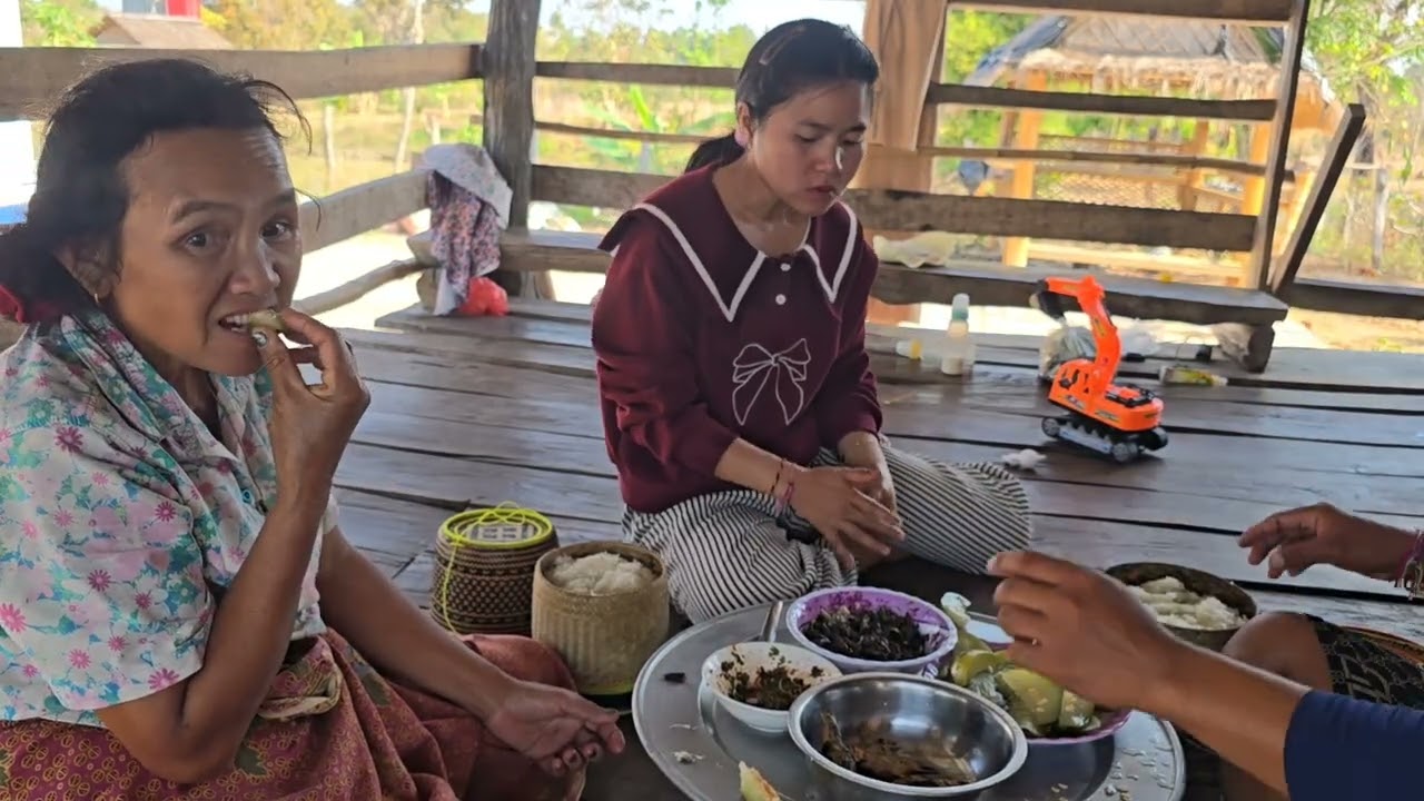 #ตลาดพุ่มพวงมาขาย ถึงเถียงนาต้มหมากโมน้อยกินกับแจ่วแซ่บๆ