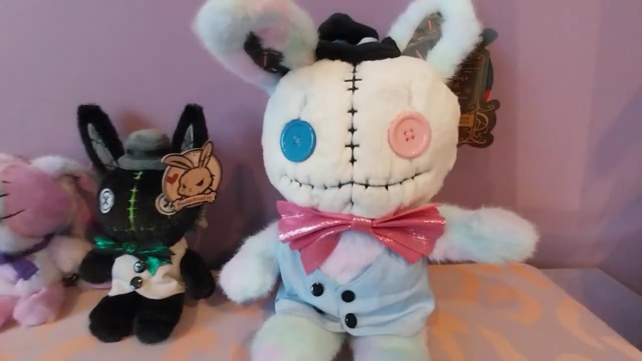 Unboxing Harajuku White Rabbit Plush + Ice Love Mini Bunny from Plushie Dreadfuls 🗼🩷🤍🩵
