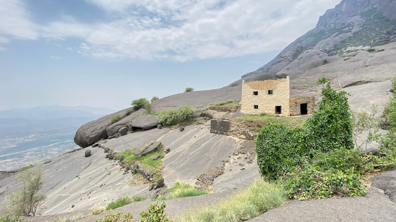 Village of ghaya/hanging village/ جبل تهوي/قرية غَيـــــّــــــــــــه_