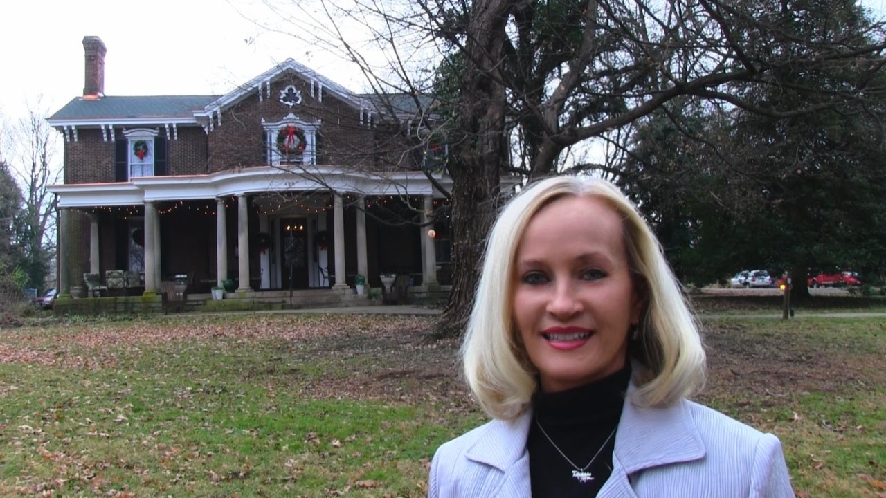 Betty's Birthday, 2015--Gifts + Lunch at Holly Hill Inn