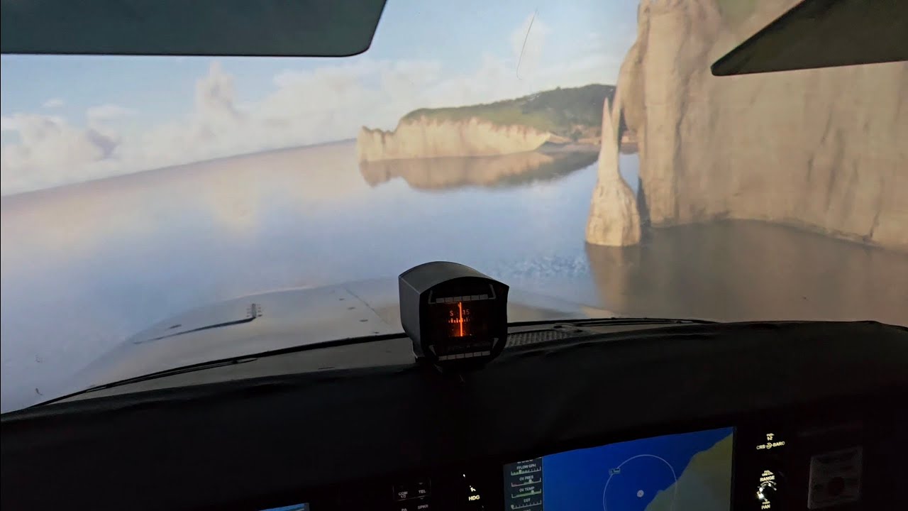 MSFS 2024 Etretat low pass flight. C172 G1000 home cockpit.