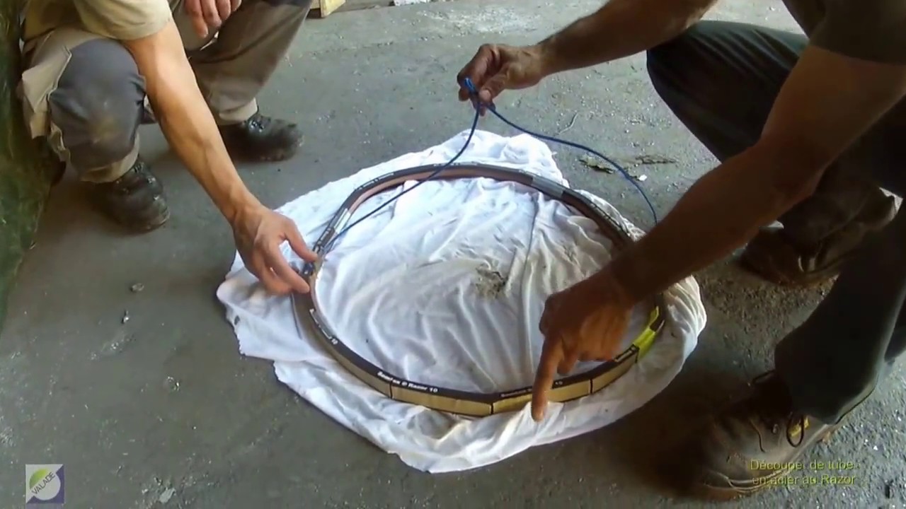 Découpe de tube acier au  Razor
