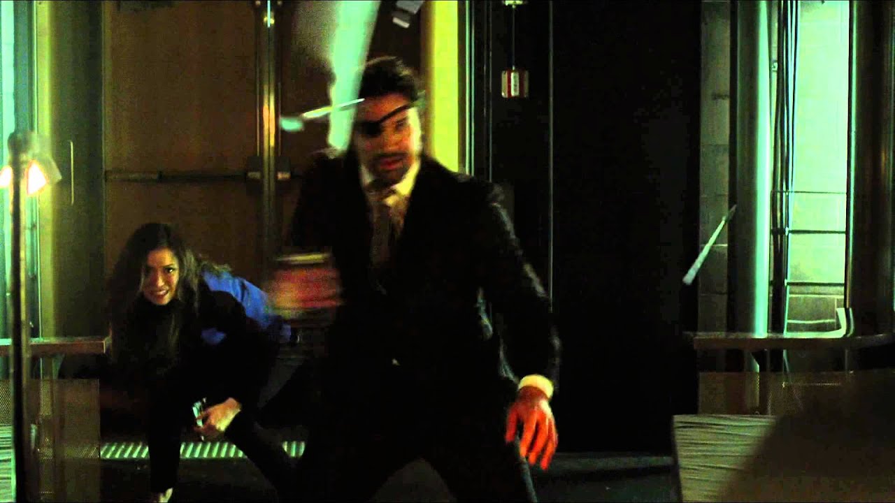 Arrow S02E19 