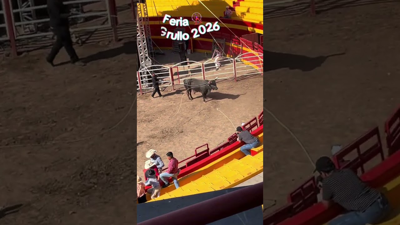 Feria 🎡 El Grullo 2026 desde la plaza de toros el relicario 