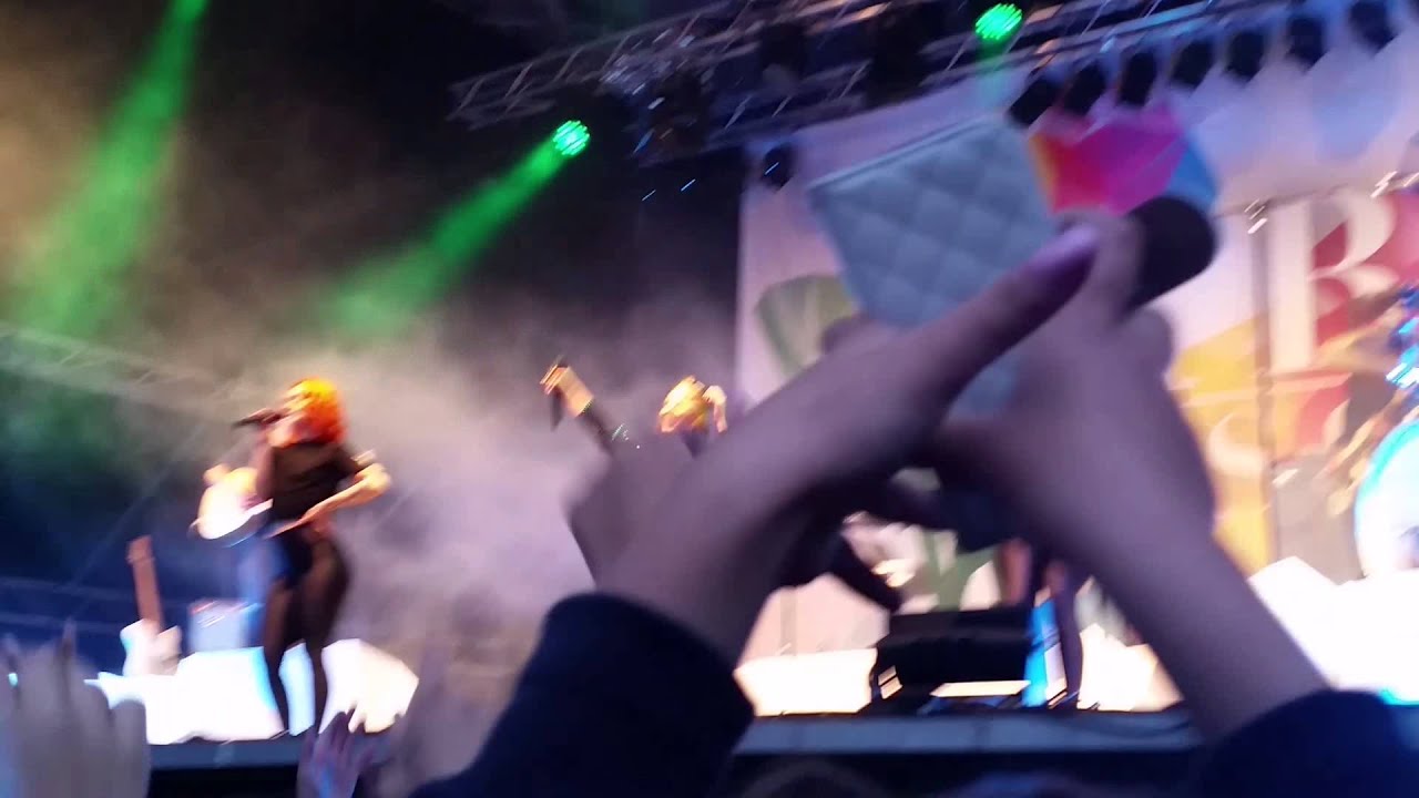 Zara Larsson - Carry You Home Fallens Dagar 2015