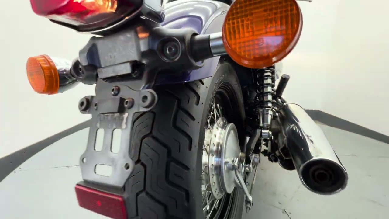 Honda VT400S (056)