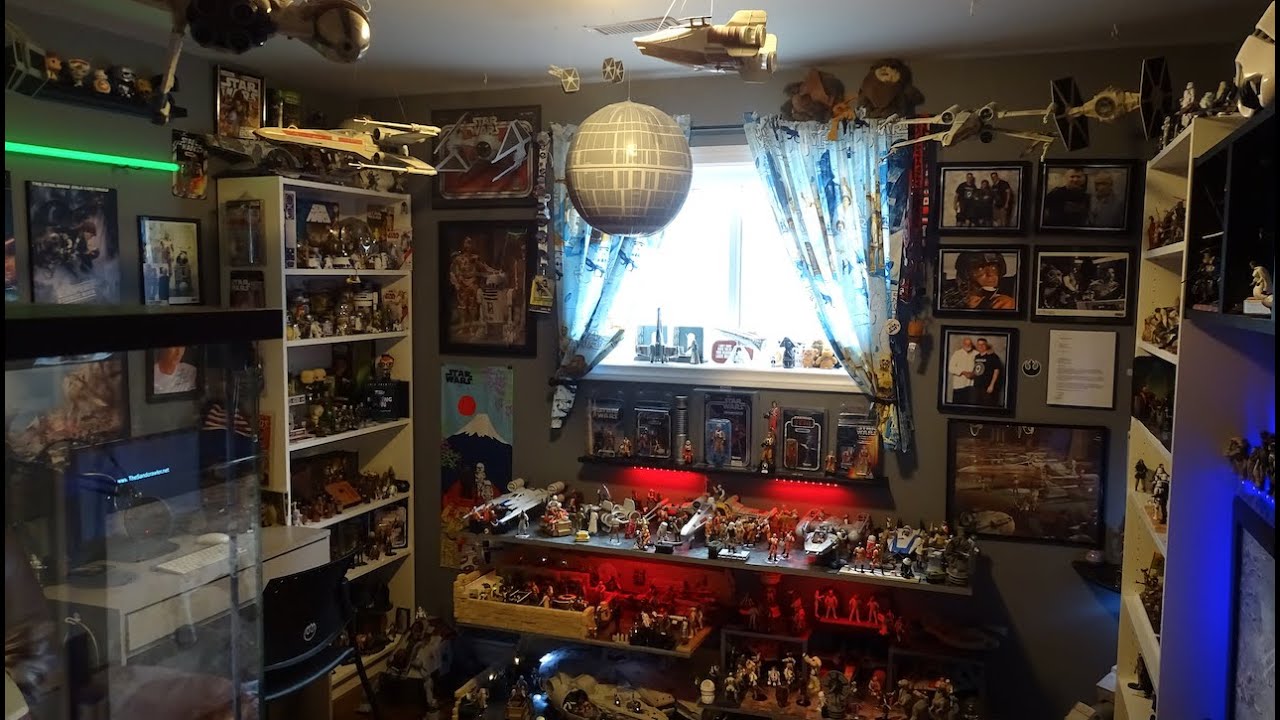 Tour An Amazing Star Wars Room!