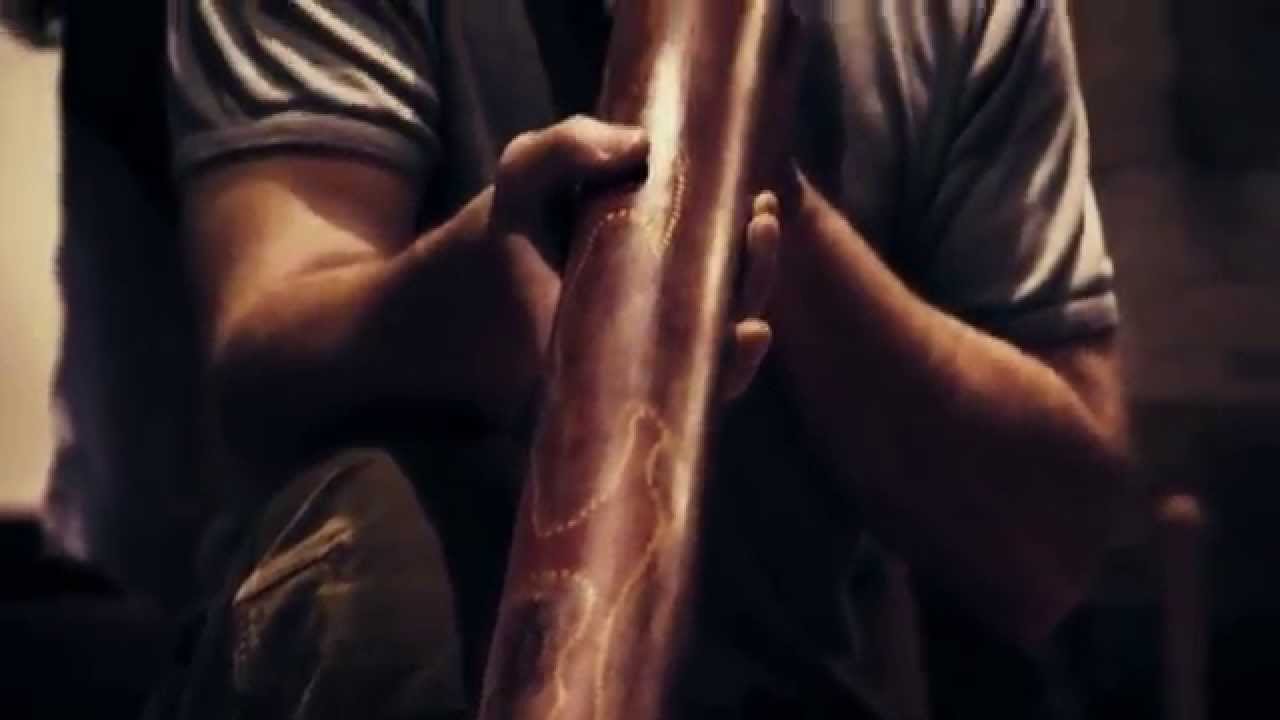 Eddy Halat - Didgeridoo
