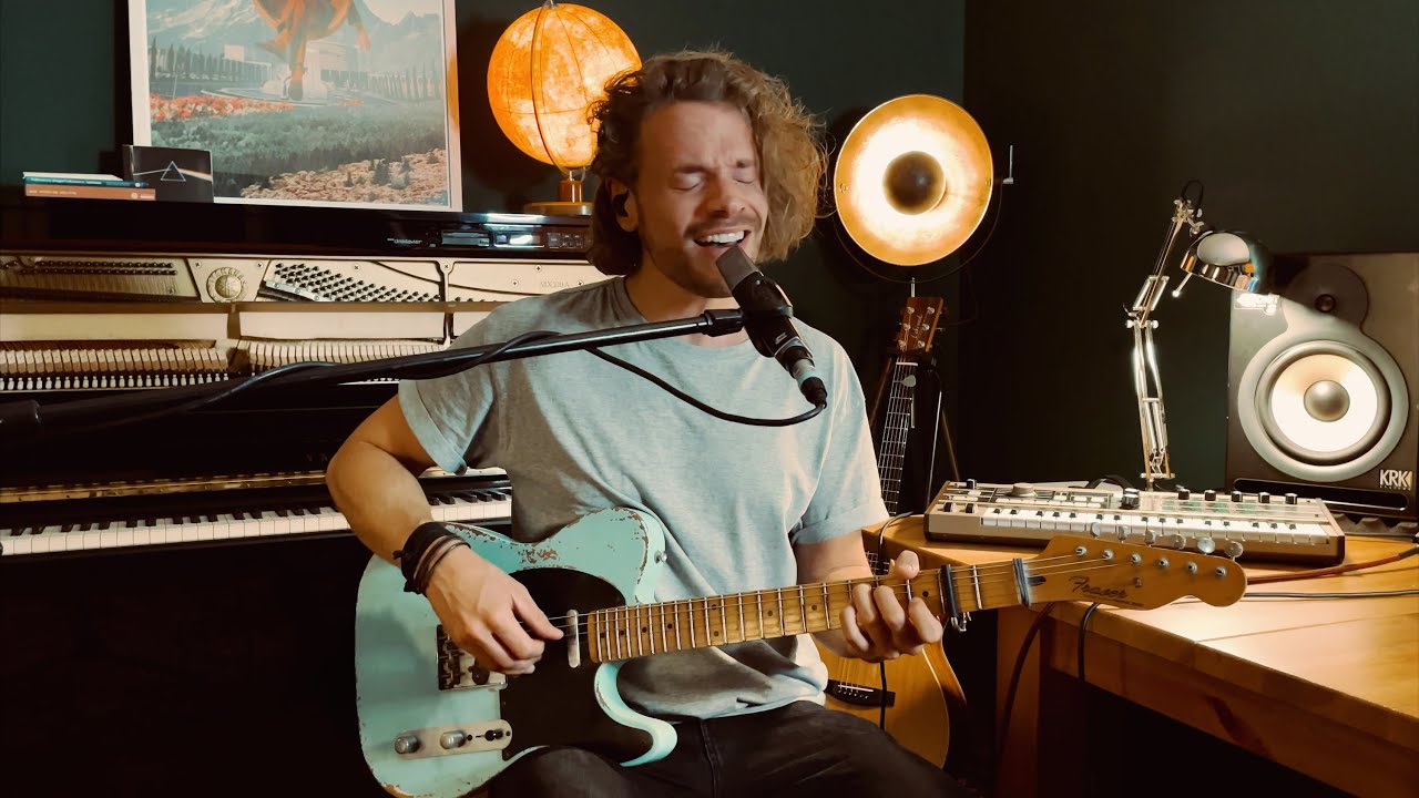 Run Away To Mars - Talk | twocolouredman Cover