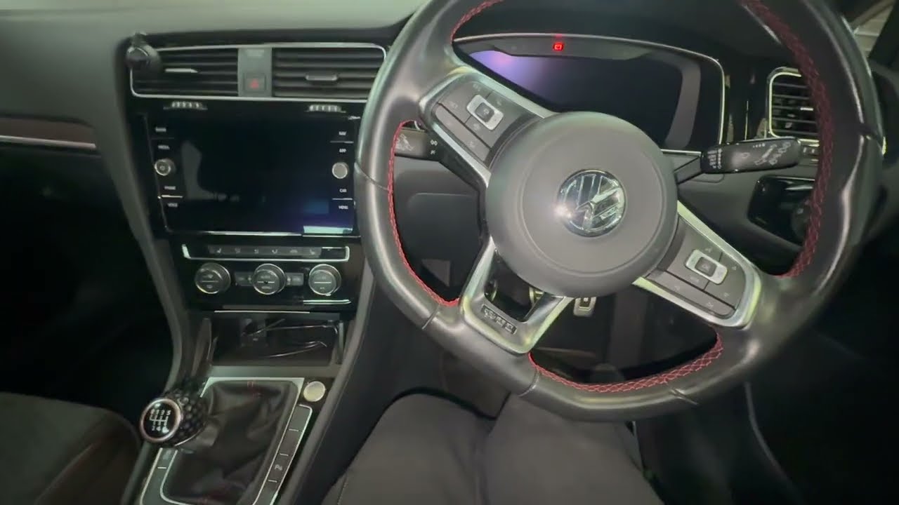 Снятие, замена и ремонт кнопки старт-стоп на VW Golf MK7/7.5 R GTI своими руками