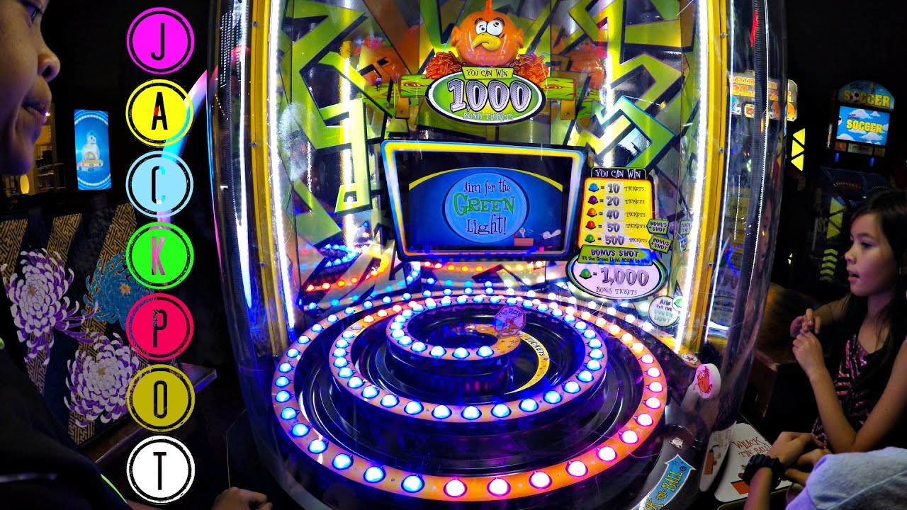 JACKPOT Arcade Win Playing Dizzy Chicken At Amusement Video Center