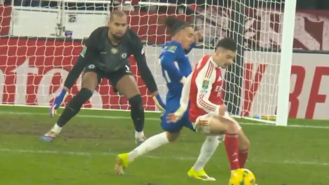 Arsenal thrash Chelsea 1 Nil to qualify for caraboa cup final