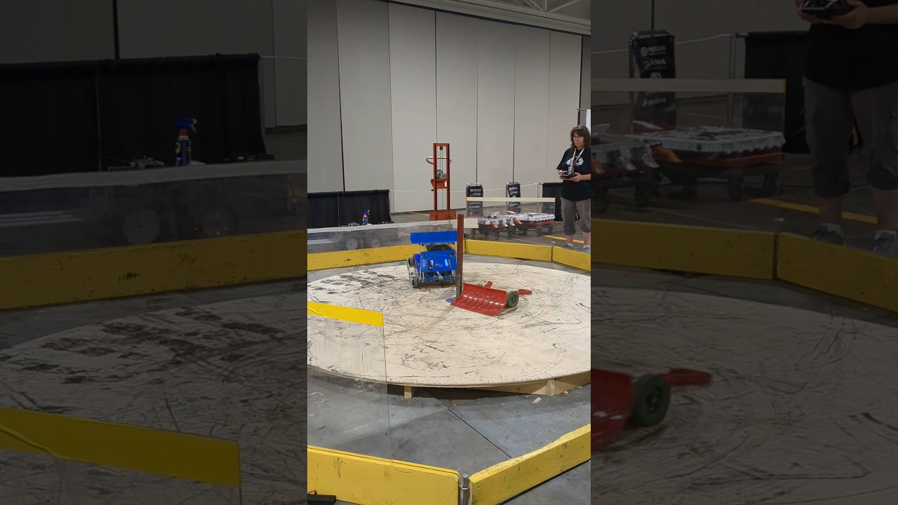 30 pound Sumo Robots: Ralph vs Driveway Hero #1