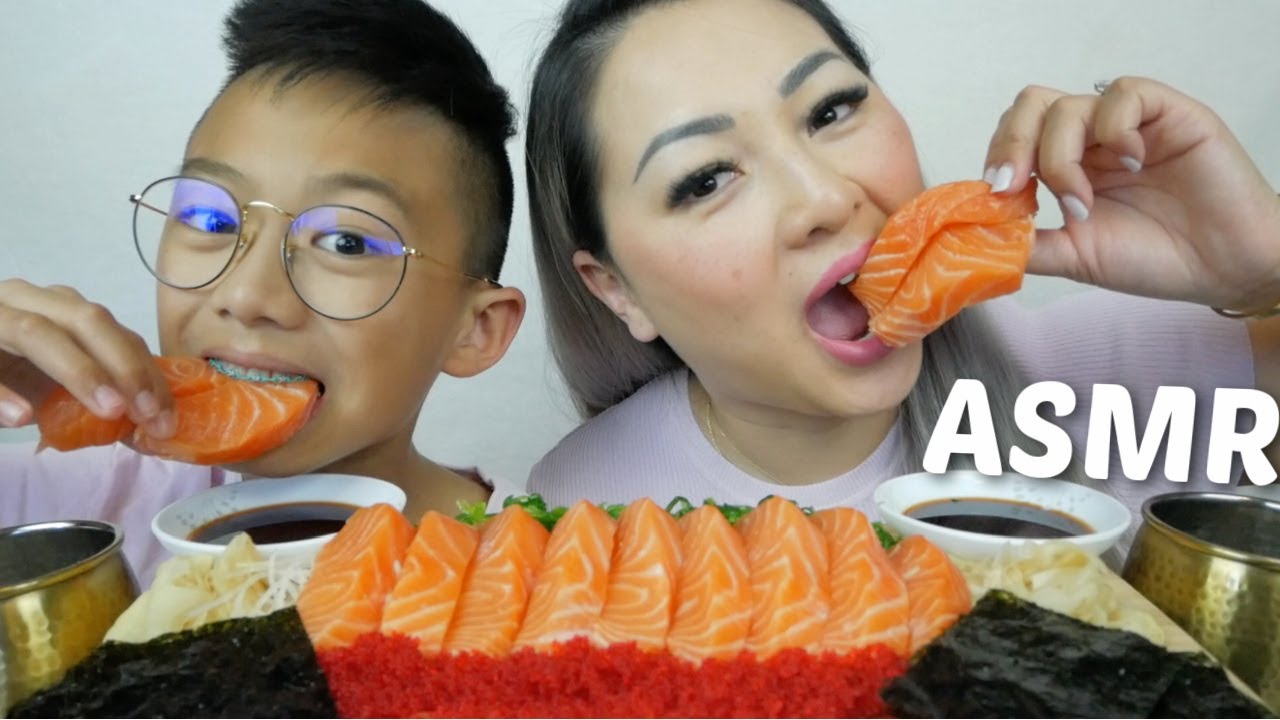 Salmon Sashimi with Tobiko & Seaweed Salad Mukbang Eating Sounds | N.E Let's Eat