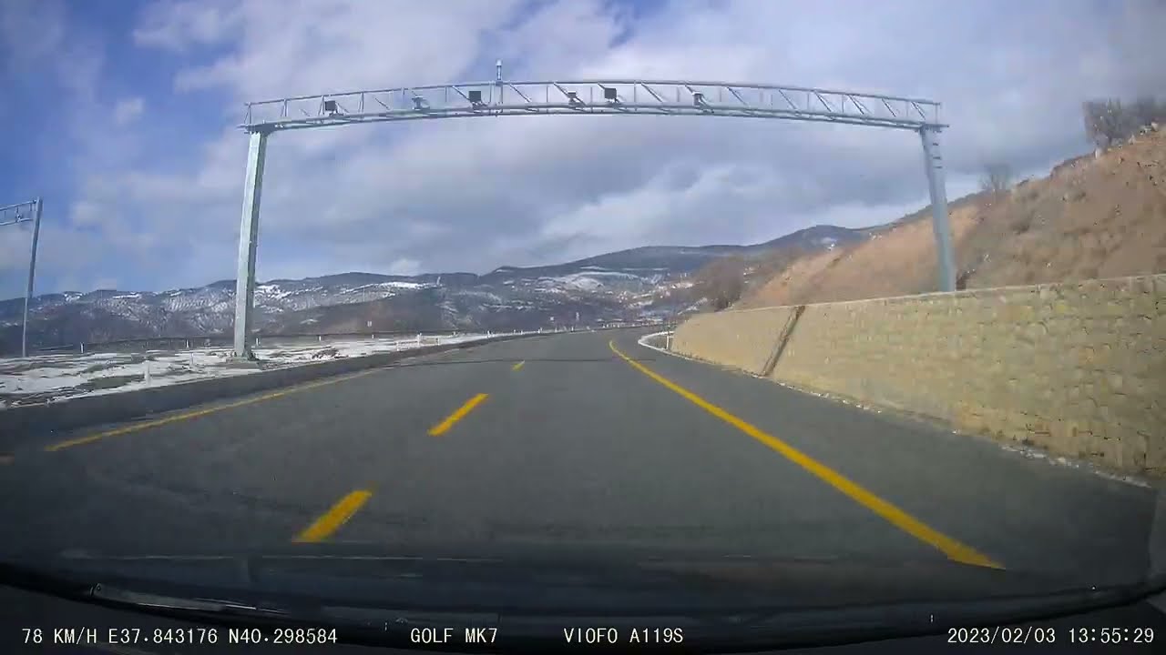 Sivas-Koyulhisar ile Ordu-Mesudiye arasındaki bazı kısımları karlı yollar...