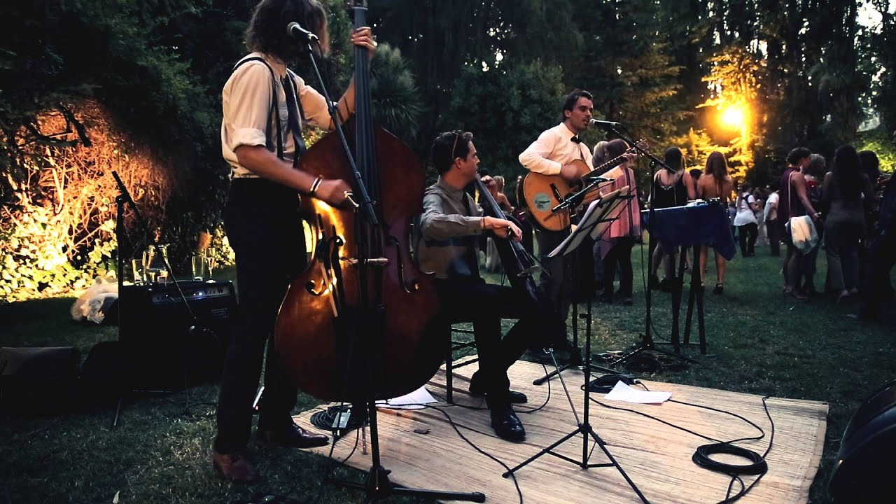 Colibrí Waves - Wake Up (Arcade Fire Cover)