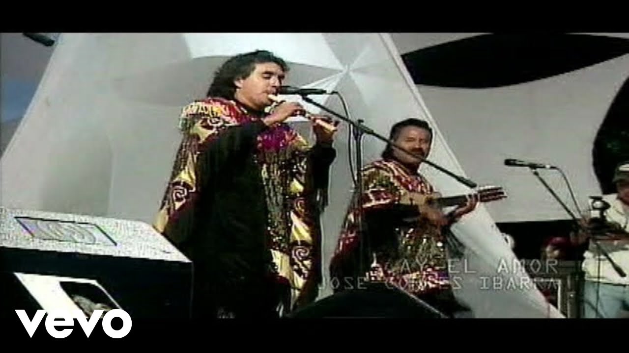 Los Askis - ¡Ay! El Amor (Chyron / En Vivo)