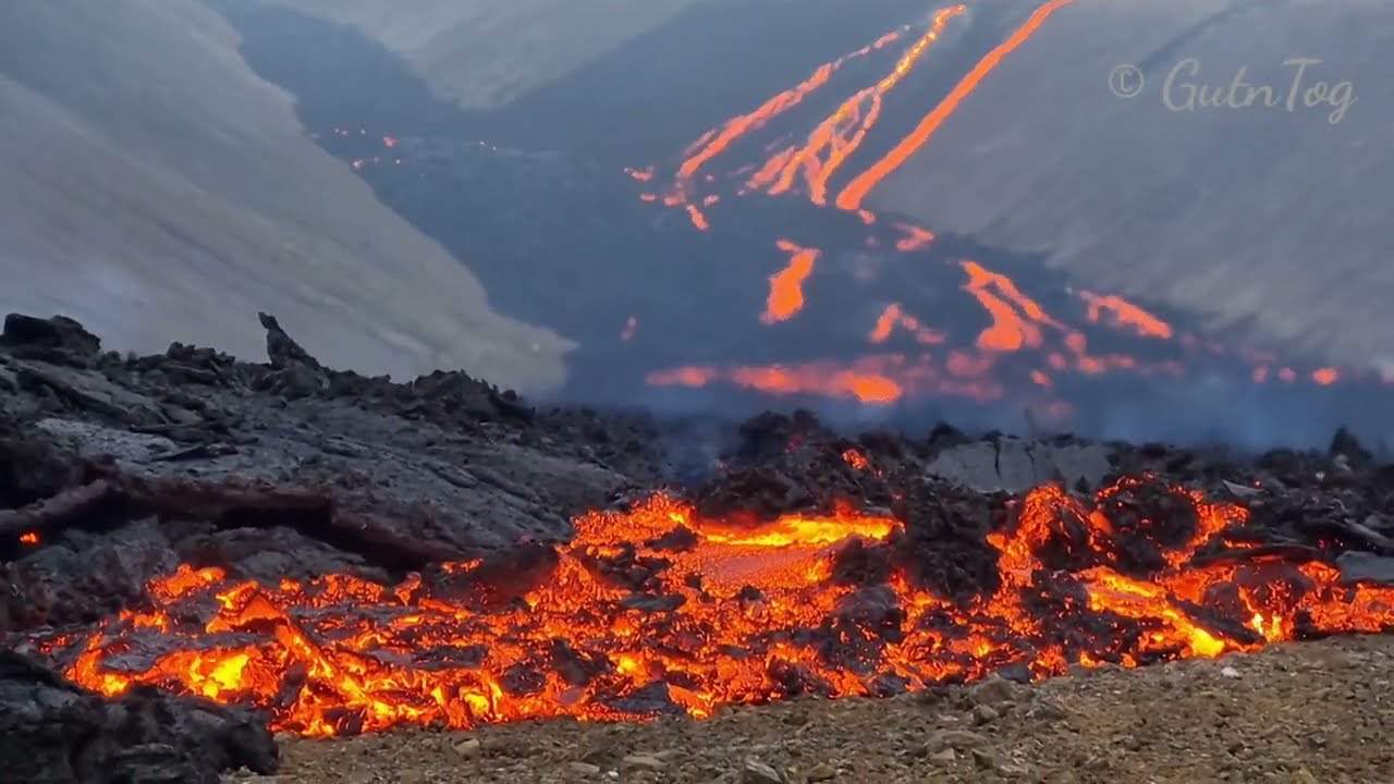 STUNNING LAVA INFLUX into Nátthagi valley 💥