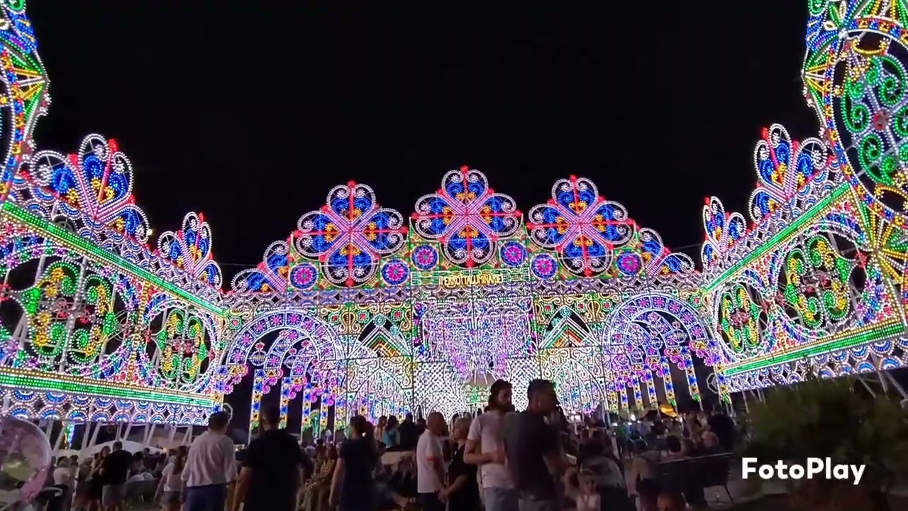SCORRANO:  Luminarie di Santa Domenica... 2025