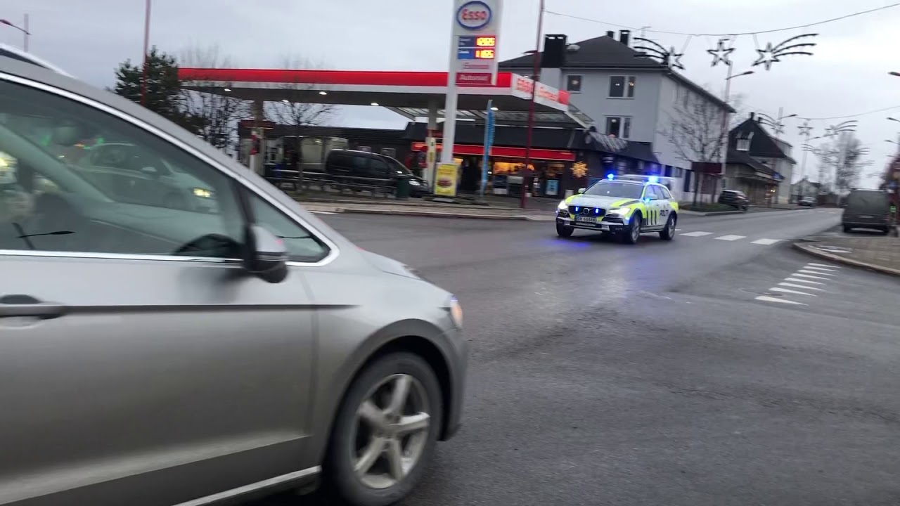 Politi utrykning 12/2020