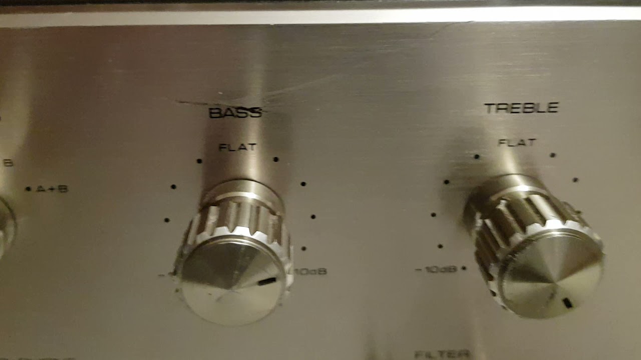 Akai AA-5200