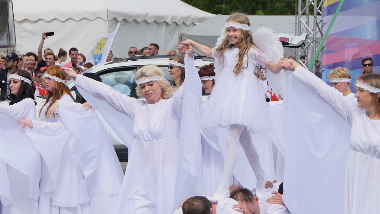 Карнавальное шествие в День города.12.06.2021