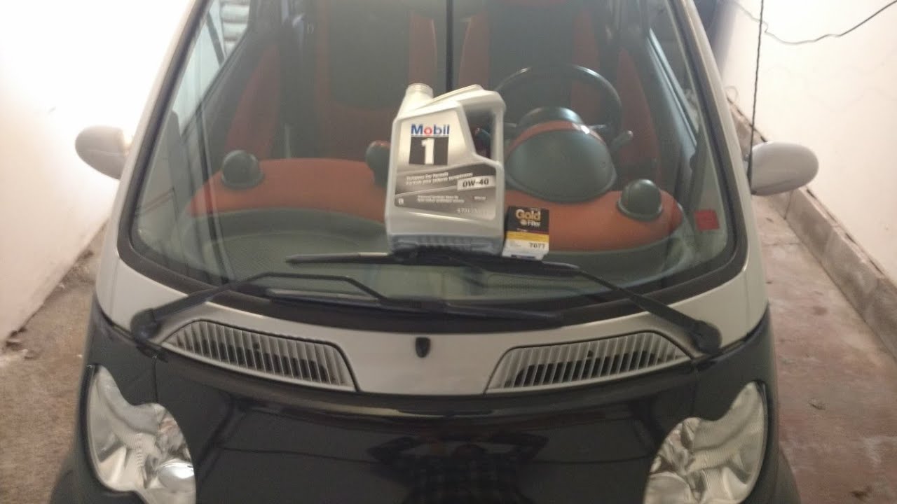 Видеоинструкция по замене масла в Smart Car ForTwo Cdi 2006 года выпуска