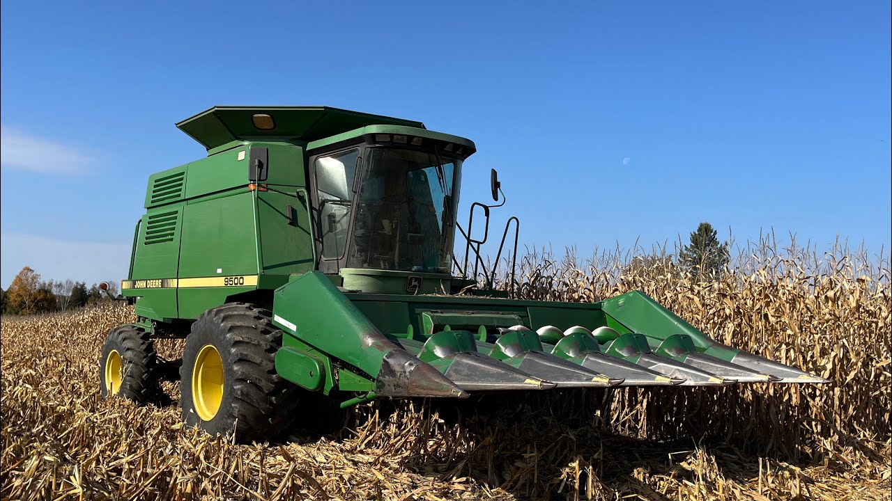 John Deere 9500: Corn Harvest 2024
