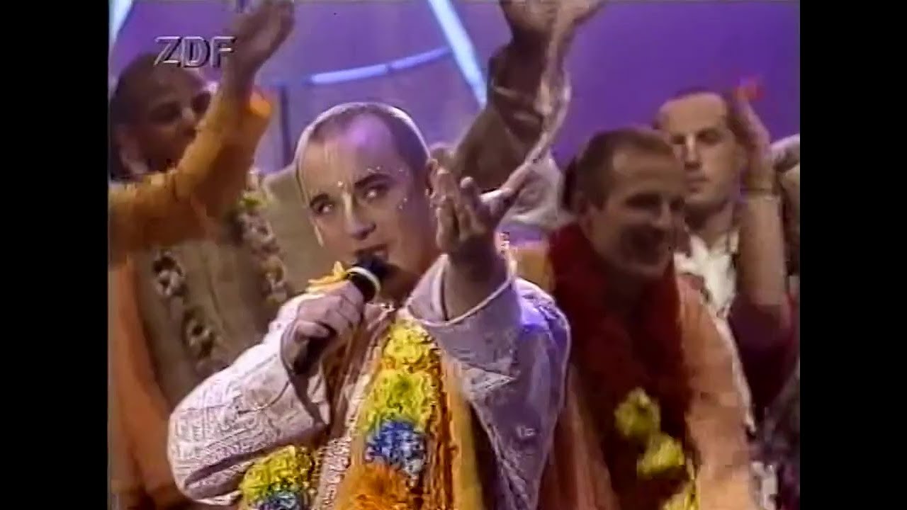 Boy George - Bow Down Mister (Hare-Krishna हरे कृष्णा) [live]