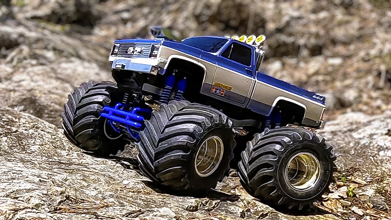 Rc cars / Tamiya Super ClodBuster Rock crawling driving. / super clodbuster 첫 주행.