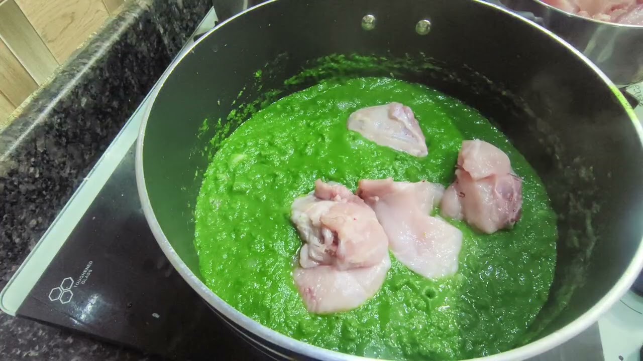 Palak chicken gravy 😋