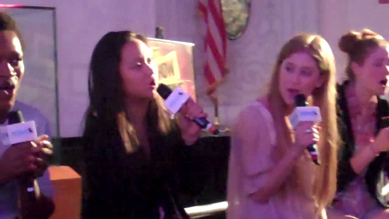 2009 Revival Cast - 