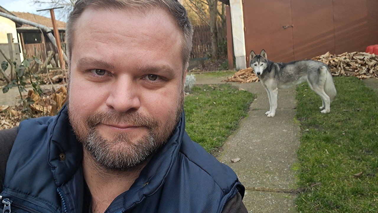 Szép kert és kutya lehetséges egyszerre? Abszolút! Saját tapasztalat.