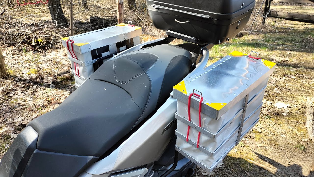 Honda adv 350 z kuframi (?)