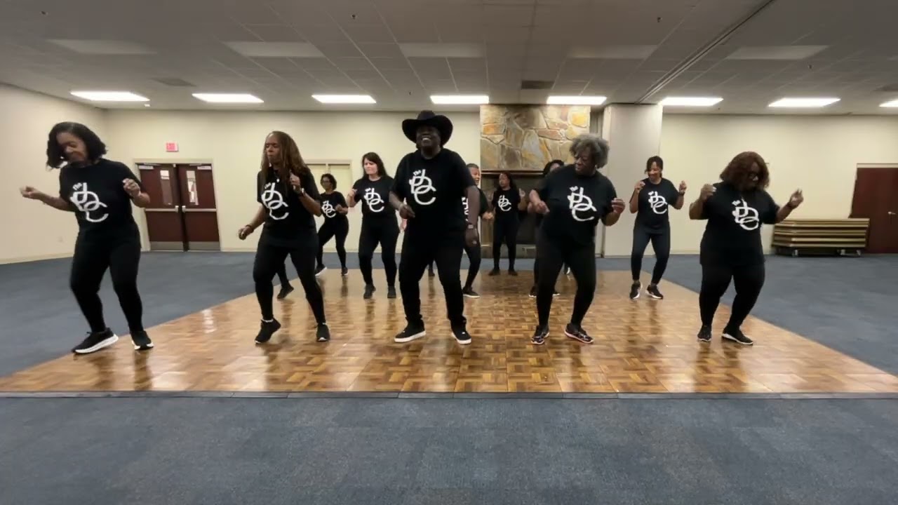 Парковка на танцполе запрещена.